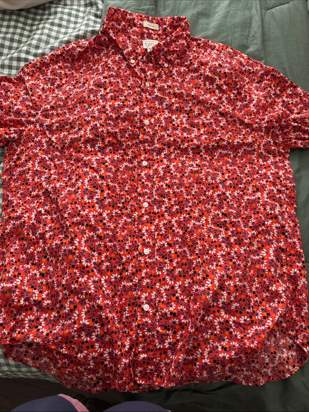 Women’s Red Floral Print Button-Down Shirt - Lightweight Casual Style